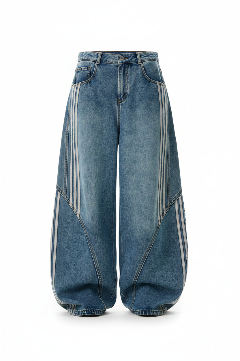 LUNAR High Waist Wide Jeans
